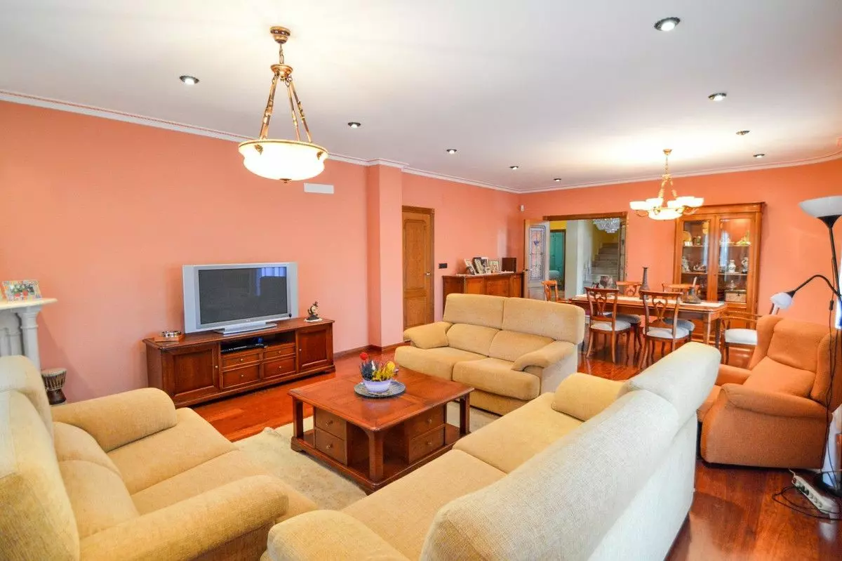Villa 270 M² In Orihuela, Spain – Mediter Real Estate