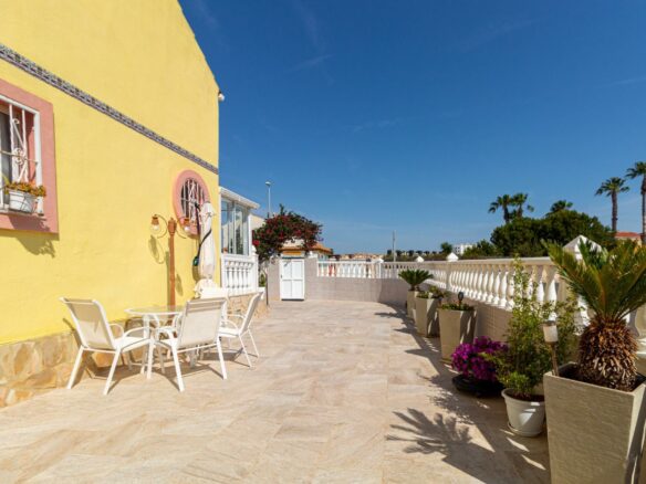 2-bedroom Townhouse In Orihuela Costa, Spain (74 M²)
