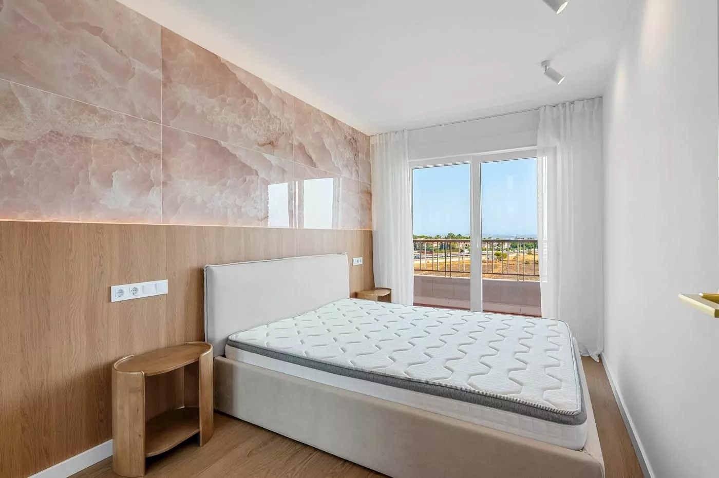 2-bedroom Penthouse In Torrevieja, Spain (75 M²)