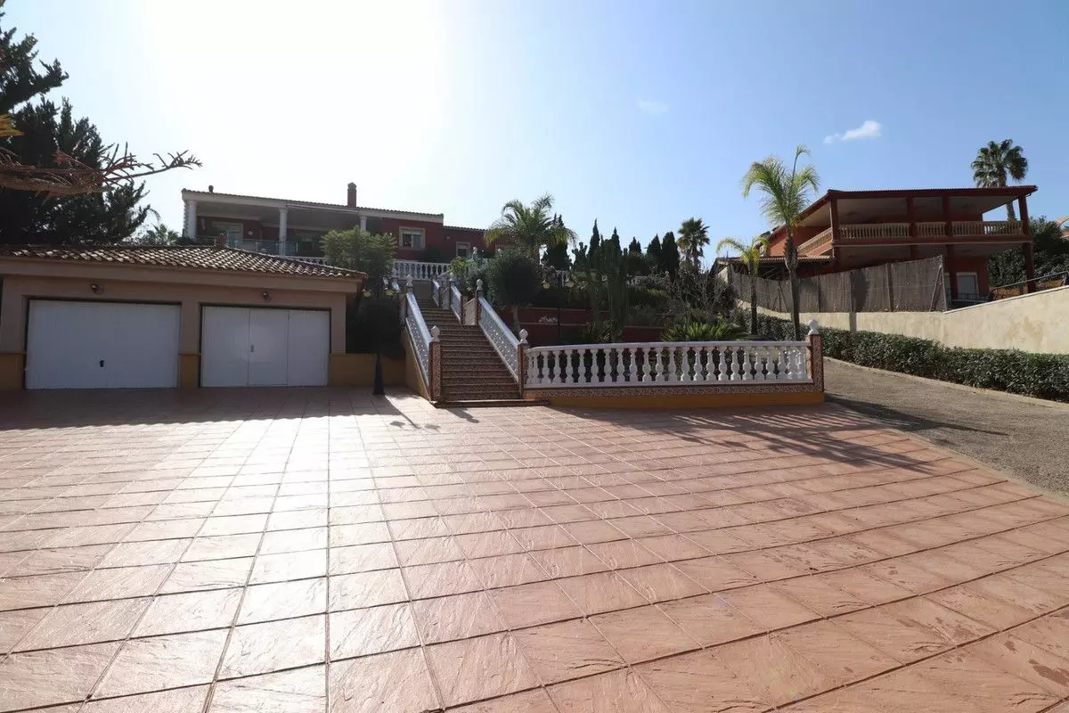 Villa 264 M² In Algorfa, Spain – Mediter Real Estate