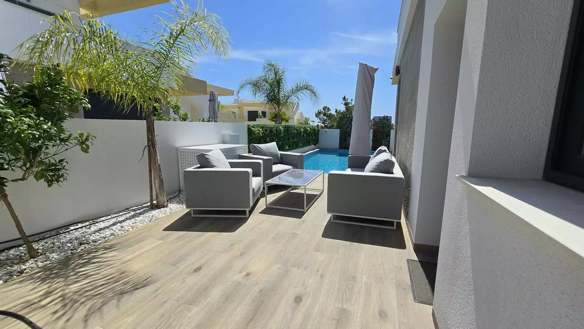 Villa 151 M² In Los Montesinos, Spain – Mediter Real Estate