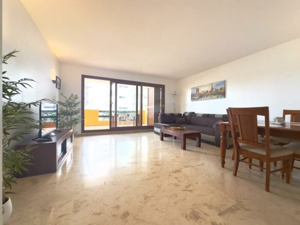 2-bedroom Apartment In Torrevieja, Spain (84 M²)
