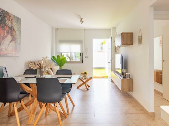 2-bedroom Bungalow In Pilar De La Horadada, Spain (65 M²)