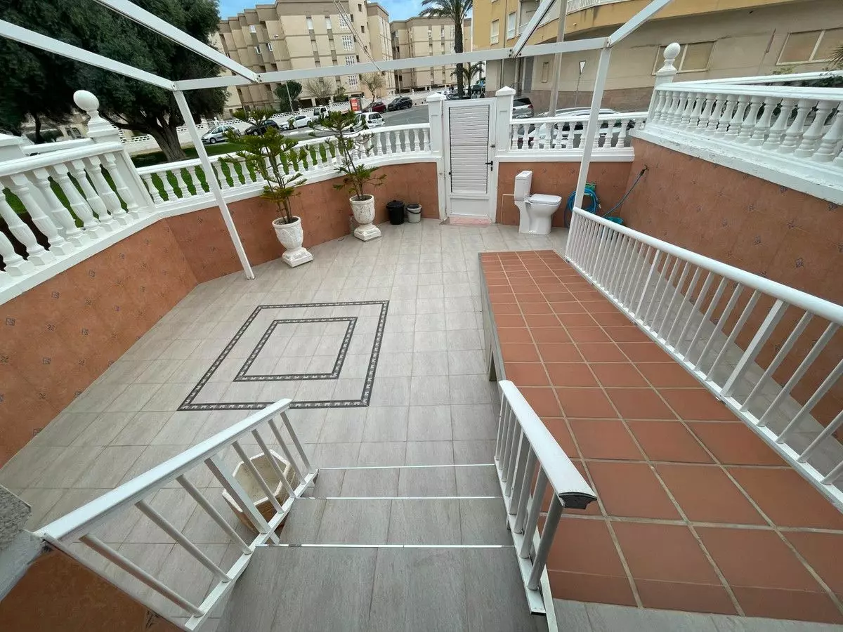 House 186 M² In Guardamar Del Segura, Spain – Mediter Real Estate