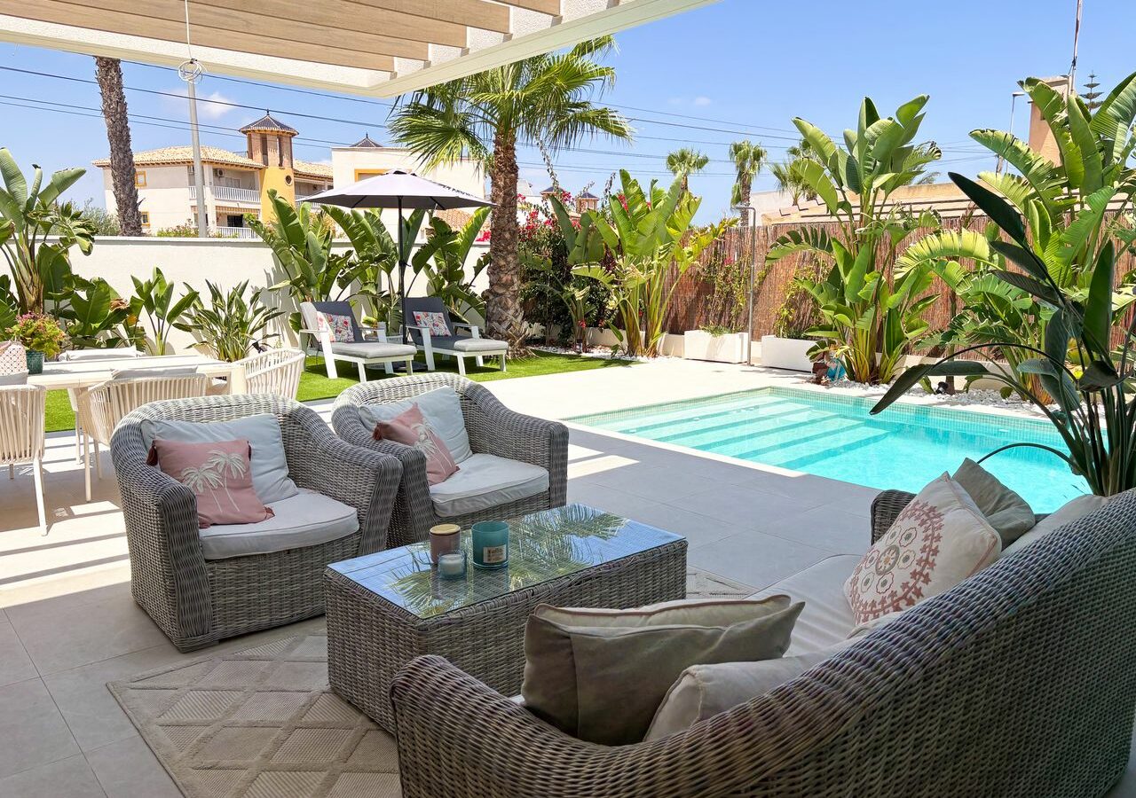 Villa 130 M² In Orihuela Costa, Spain – Mediter Real Estate