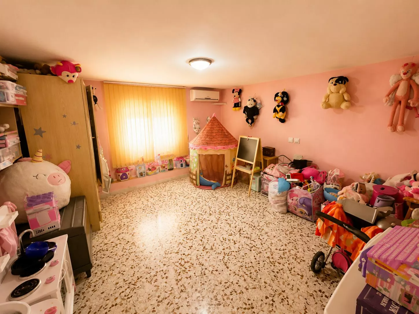 Villa 200 M² In Torrevieja, Spain – Mediter Real Estate
