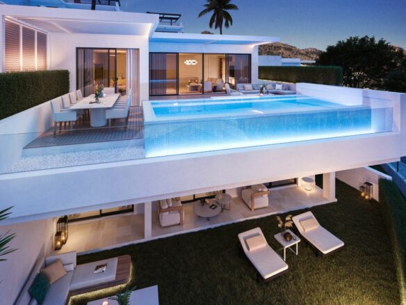 Villa Of 440 M² In Benalmádena, Spain