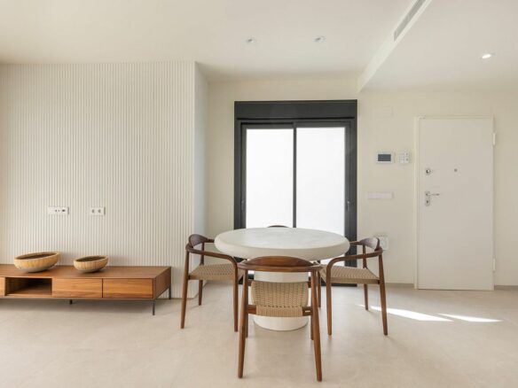 2-bedroom Villa In Los Alcázares, Spain (78 M²)