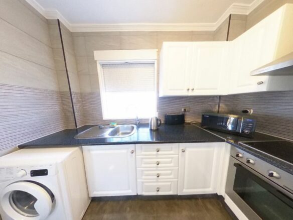 5-bedroom Villa In Orihuela Costa, Spain (178 M²)