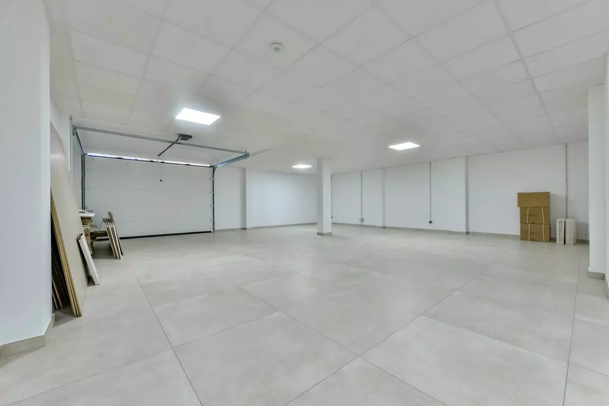 Villa Of 365 M² With Features In Finestrat, Spain