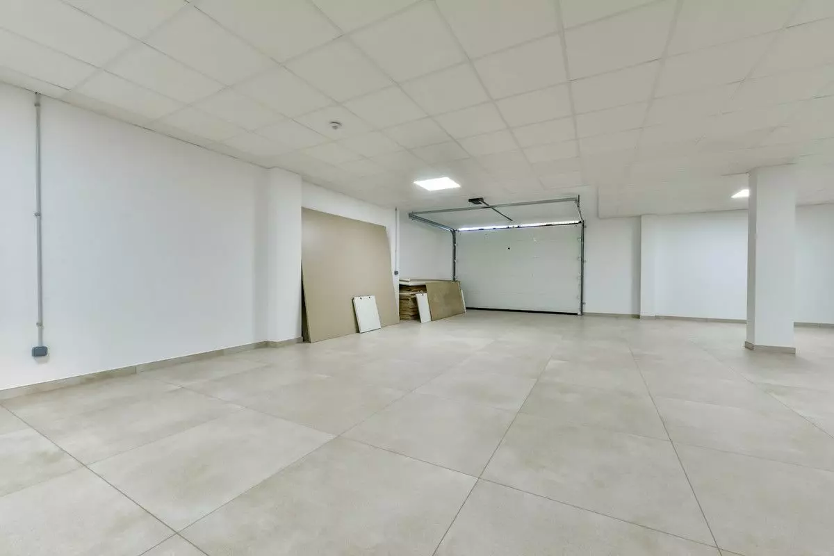 Villa Of 365 M² With Features In Finestrat, Spain