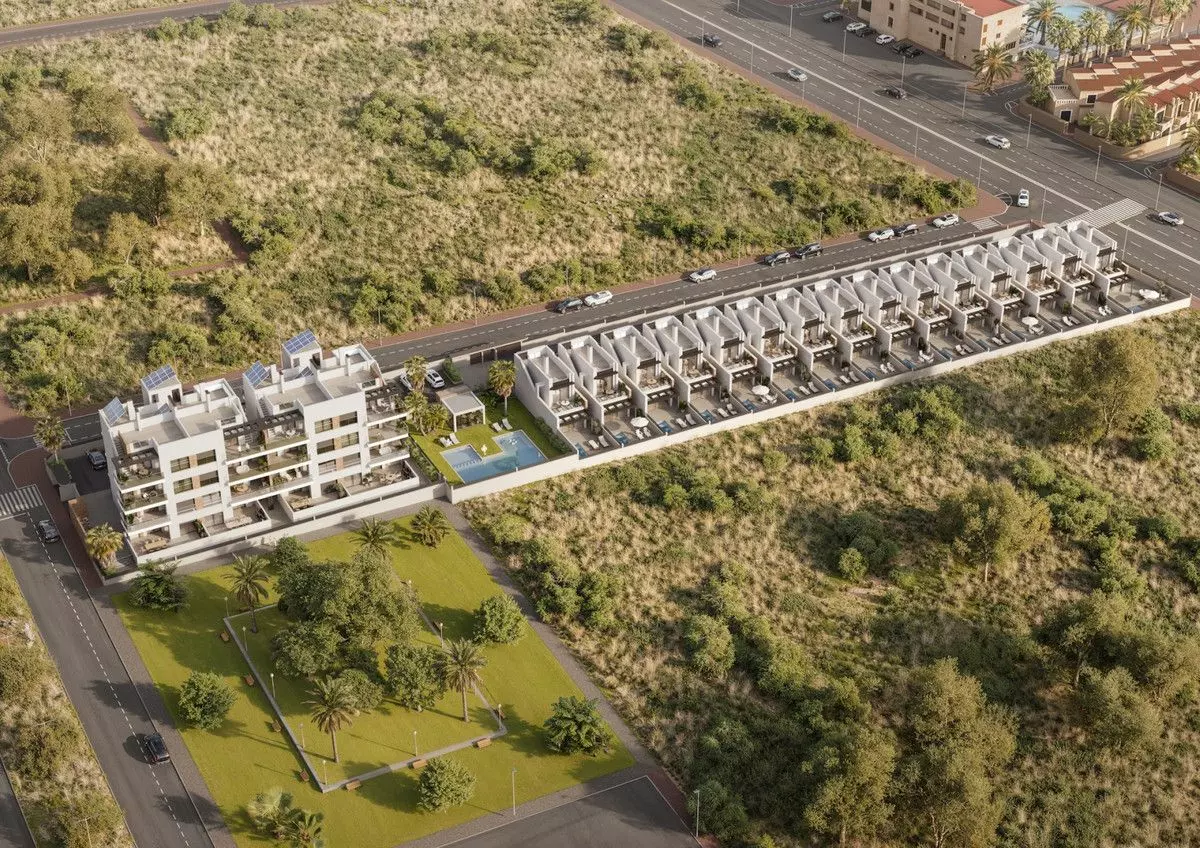 Apartment Of 87 M² With Mediterranean Sea View In Torrevieja, Spain
