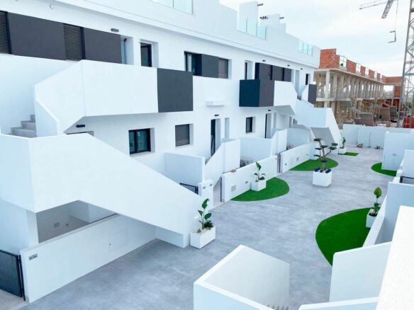 House Of 77 M² With Sea Views In Orihuela Costa, Spain