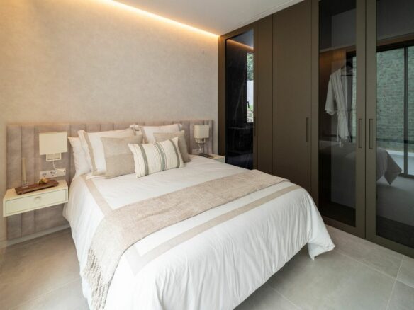 Villa Of 1182 M² In Estepona, Spain