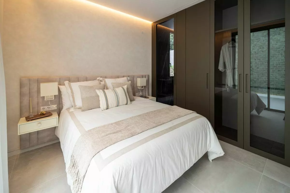 Villa Of 1182 M² In Estepona, Spain