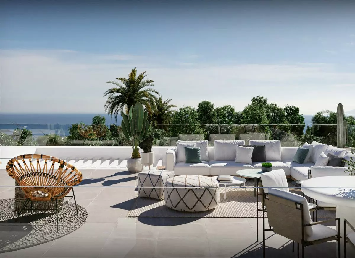 Villa Of 196 M² With [features] In Estepona, Spain