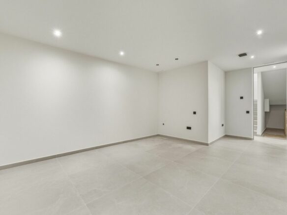 Villa Of 200 M² In La Nucía, Spain