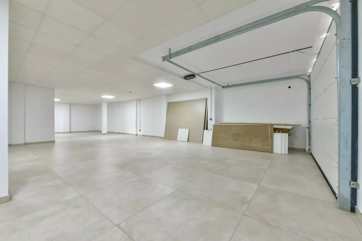 Villa Of 365 M² With Features In Finestrat, Spain