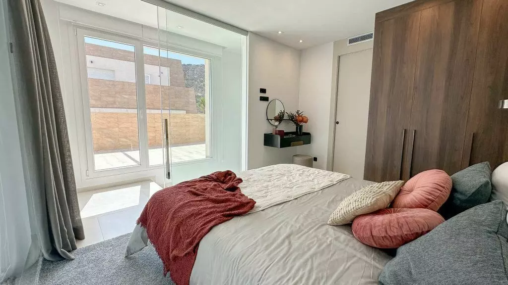 Villa Of 109 M² With Features In Algorfa