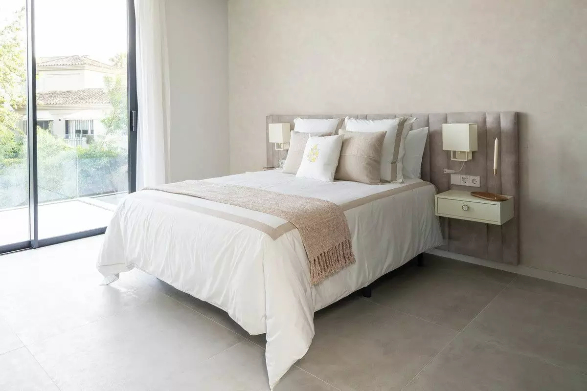 Villa Of 1182 M² In Estepona, Spain