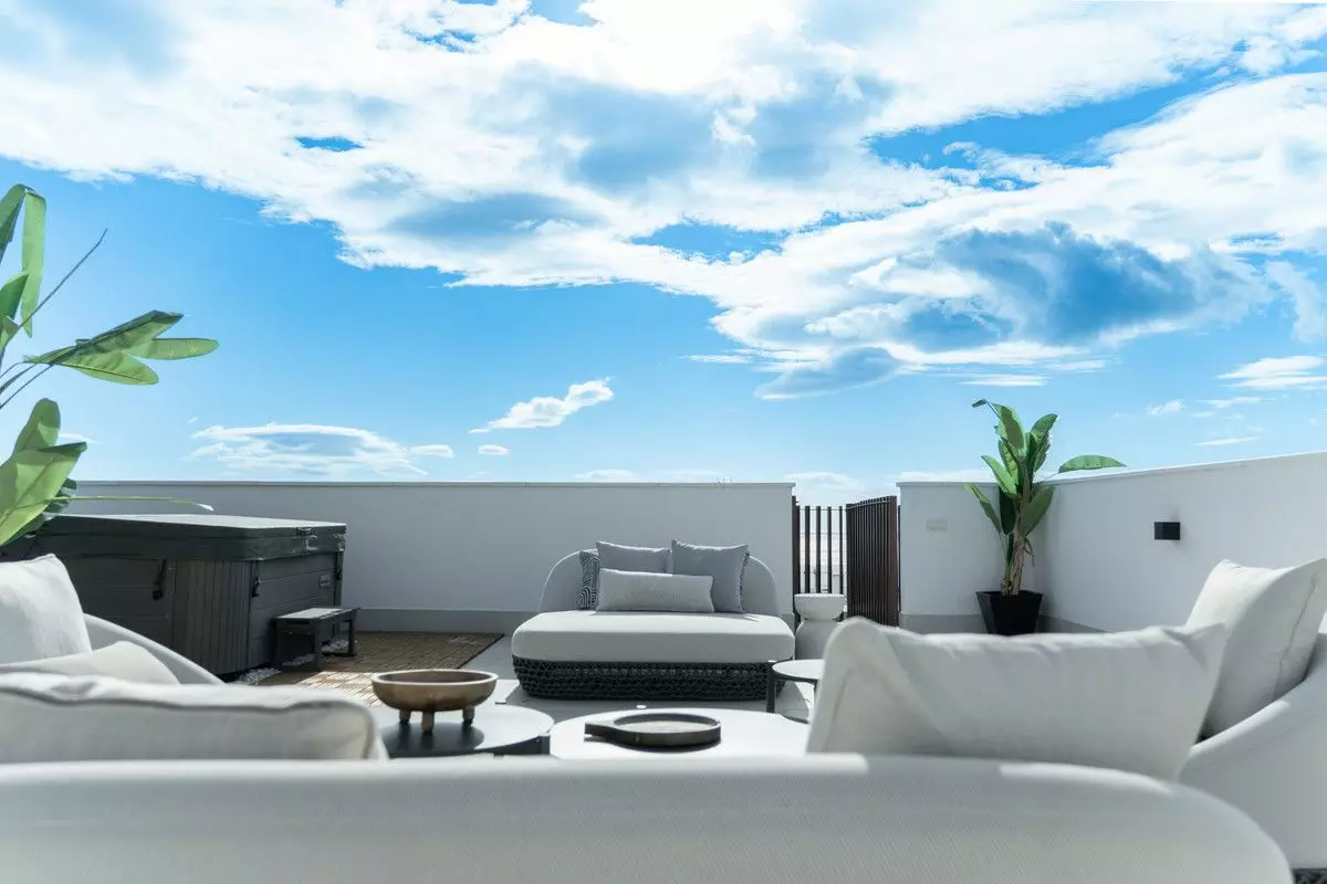 Apartment Of 107 M² In Fuengirola, Spain