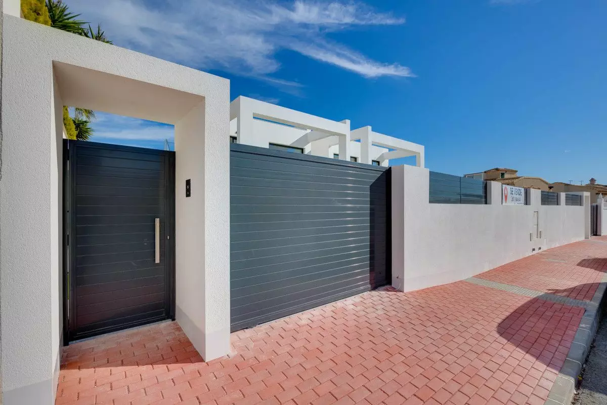 Villa Of 238 M² In Torrevieja, Spain