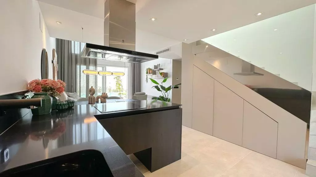 Villa Of 109 M² With Features In Algorfa