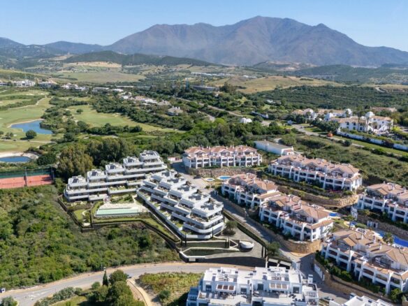 Apartment Of 100 M² In Casares, Spain