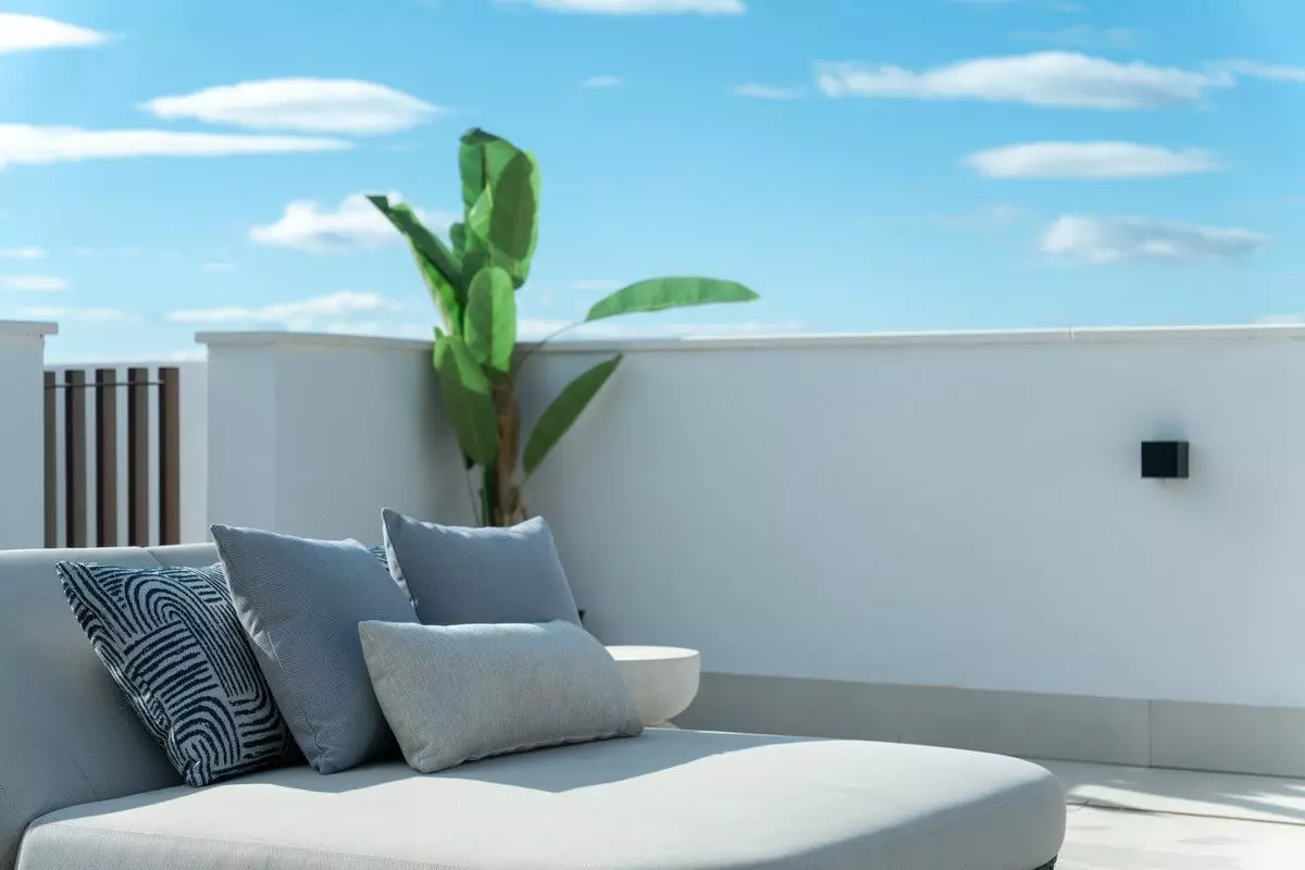 Apartment Of 80 M² In Fuengirola, Spain