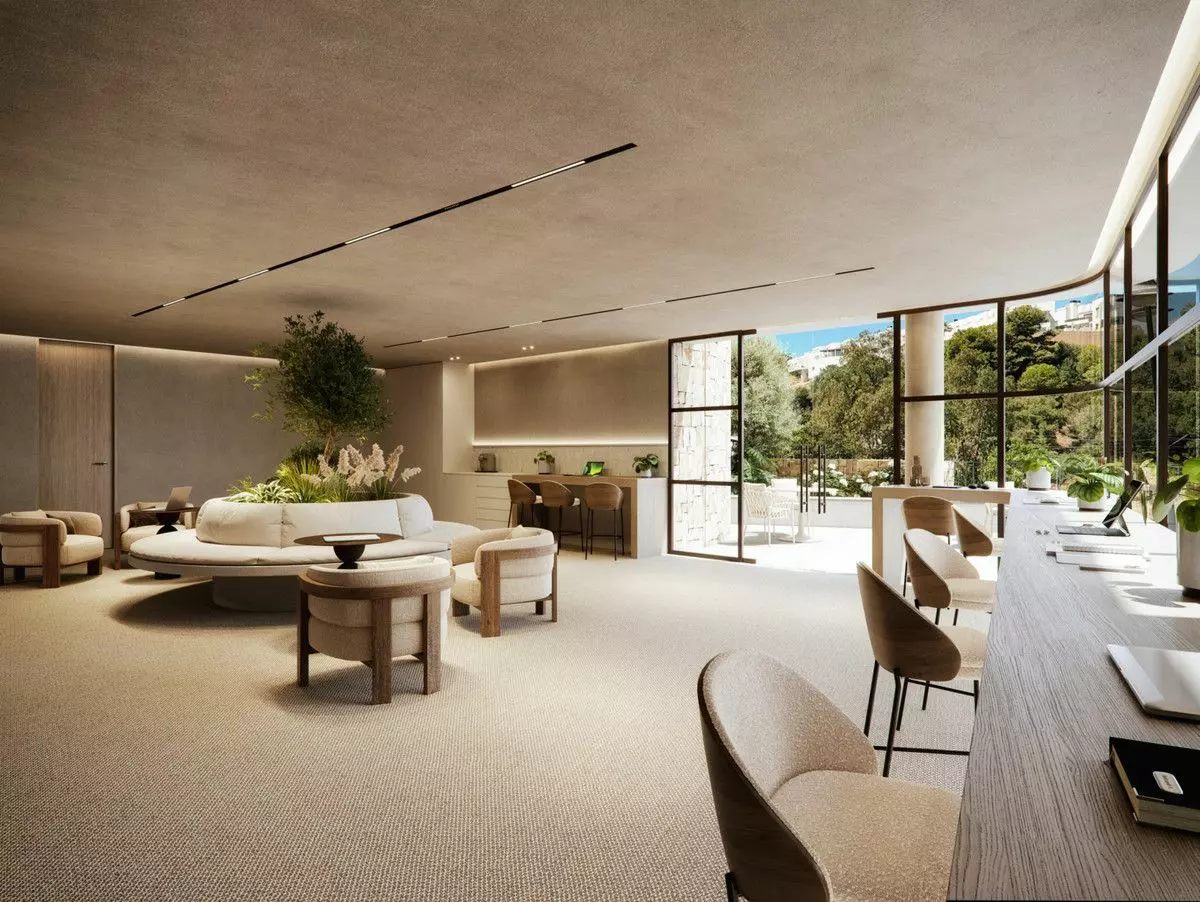 Apartment Of 170 M² In Fuengirola, Spain