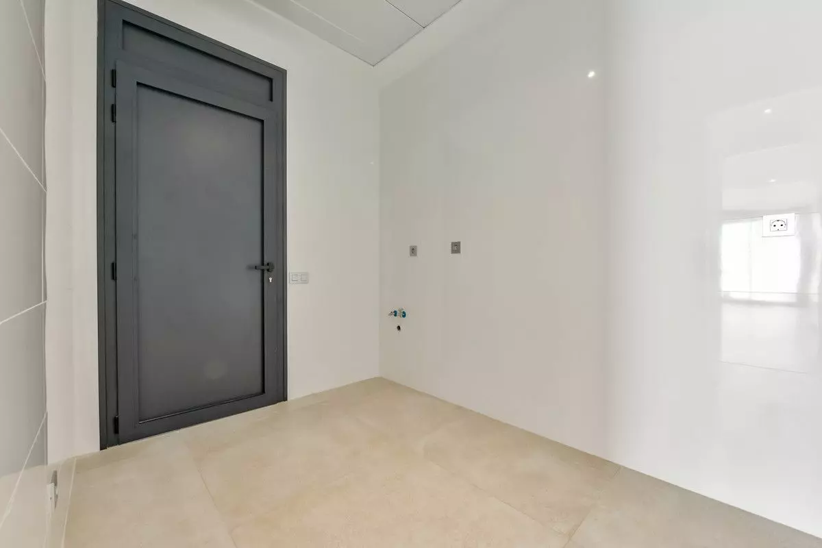 Villa Of 365 M² With Features In Finestrat, Spain