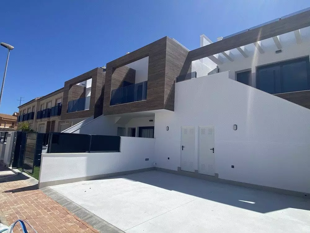2-bedroom Bungalow In San Pedro Del Pinatar, Spain (70 M²)