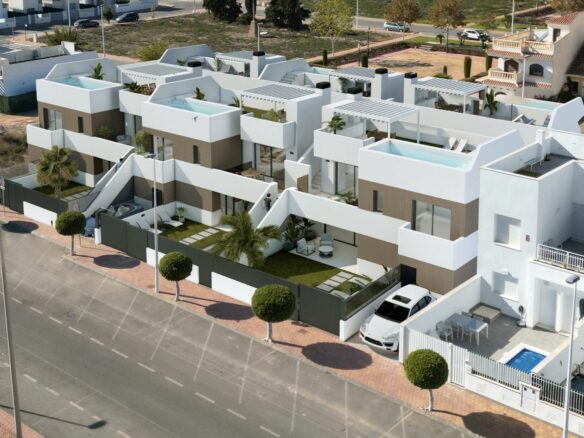 Villa Of 70 M² In Santiago De La Ribera, Spain
