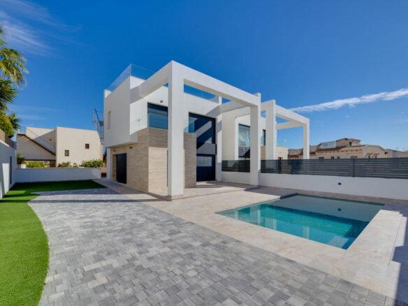 Villa Of 238 M² In Torrevieja, Spain