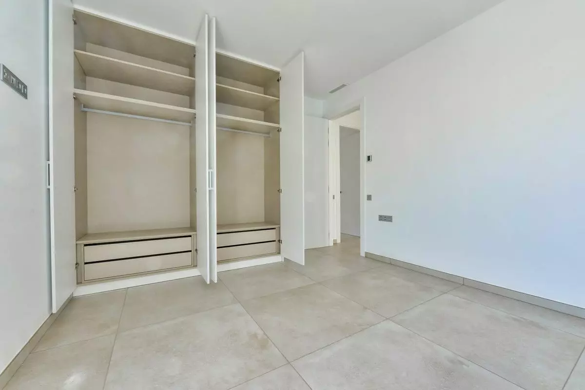Villa Of 365 M² With Features In Finestrat, Spain