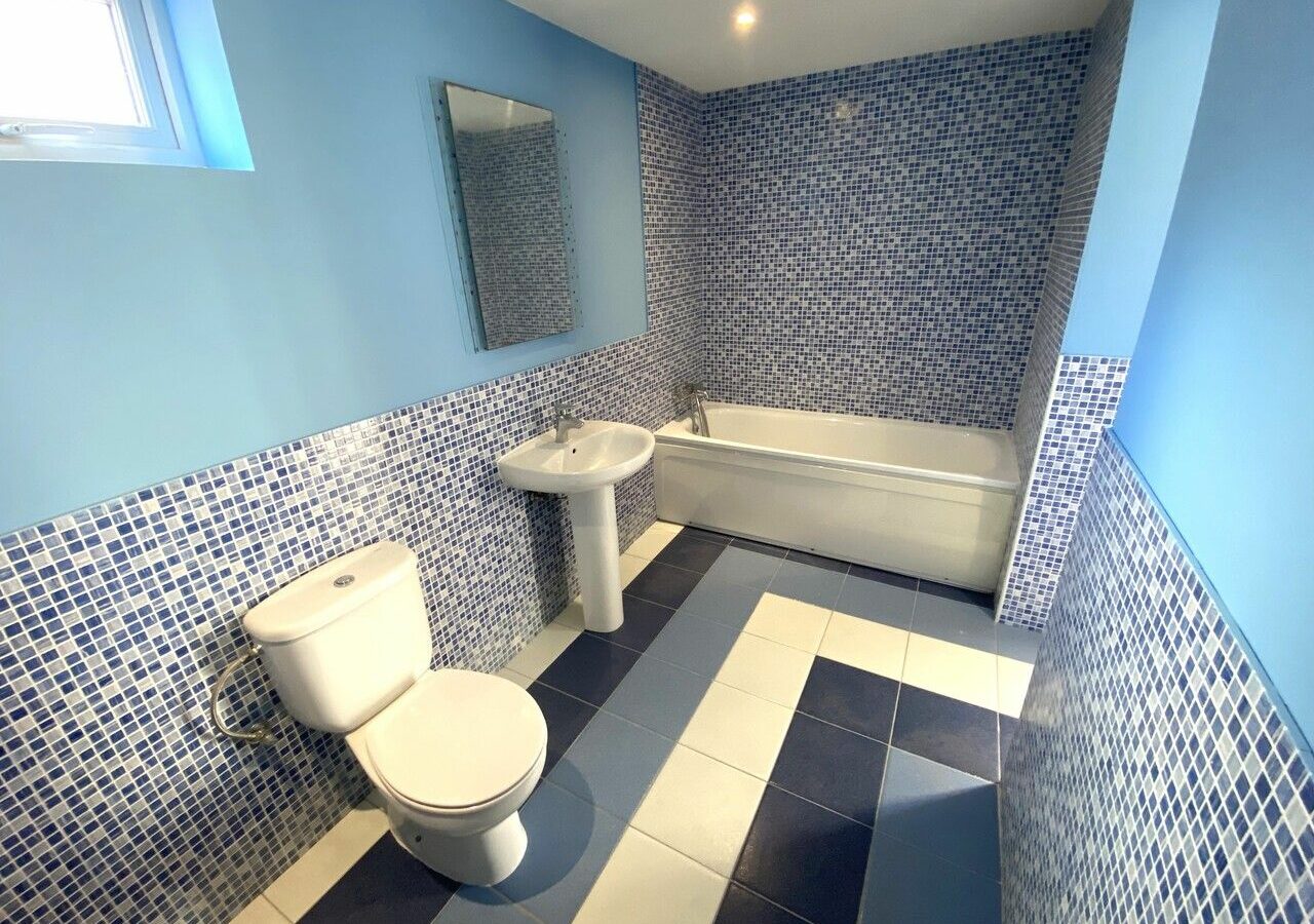 5-bedroom Villa In Orihuela Costa, Spain (178 M²)