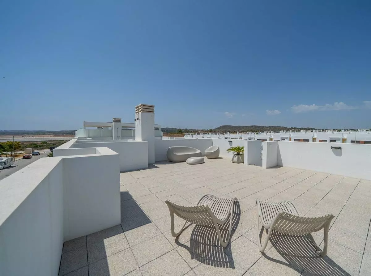 Villa Of 77 M² With Sea View In Orihuela