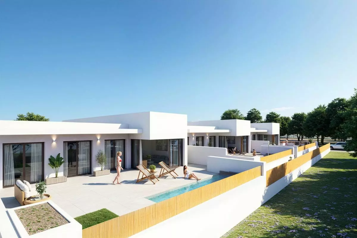 Villa Of 97 M² With Features In Dolores, Spain