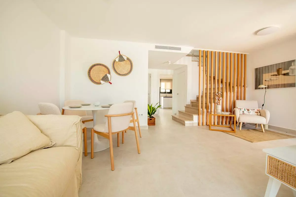 Villa Of 64 M² In Cox, Spain