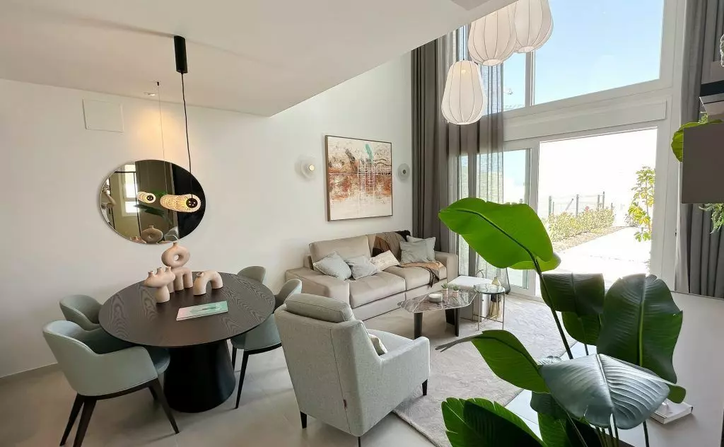 Villa Of 109 M² With Features In Algorfa