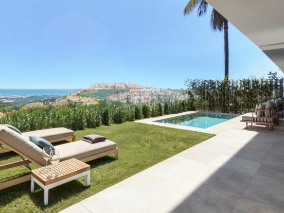Villa Of 192 M² In Casares, Spain