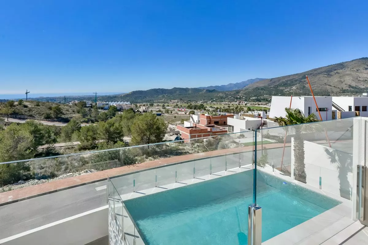 Villa Of 365 M² With Features In Finestrat, Spain