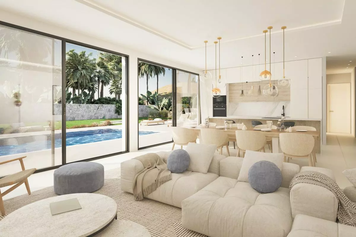 Villa Of 315 M² In Casares, Spain