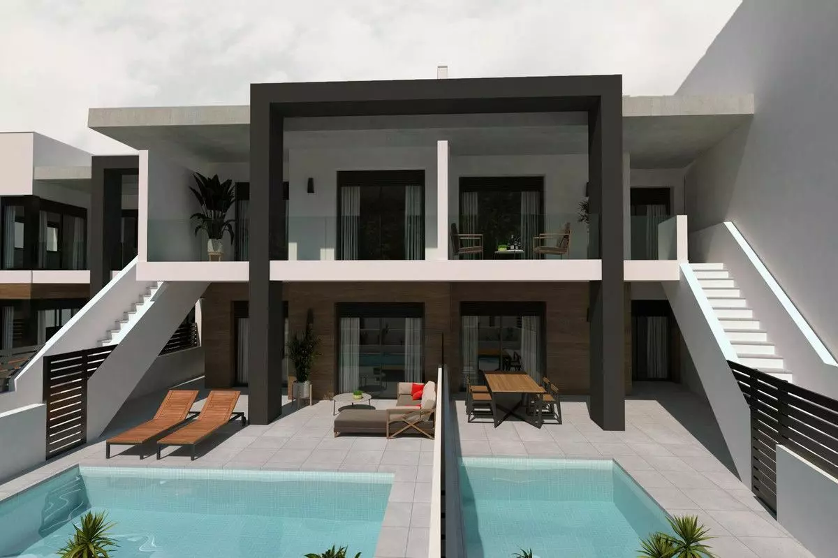 Apartment Of 182 M² In Rojales, Spain