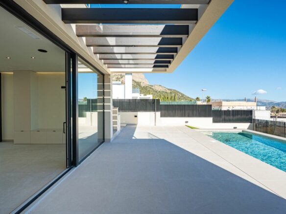 Villa Of 200 M² In La Nucía, Spain