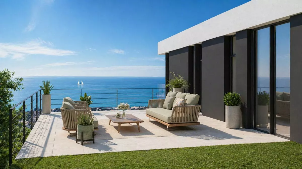 Villa Of 365 M² In Benalmádena, Spain