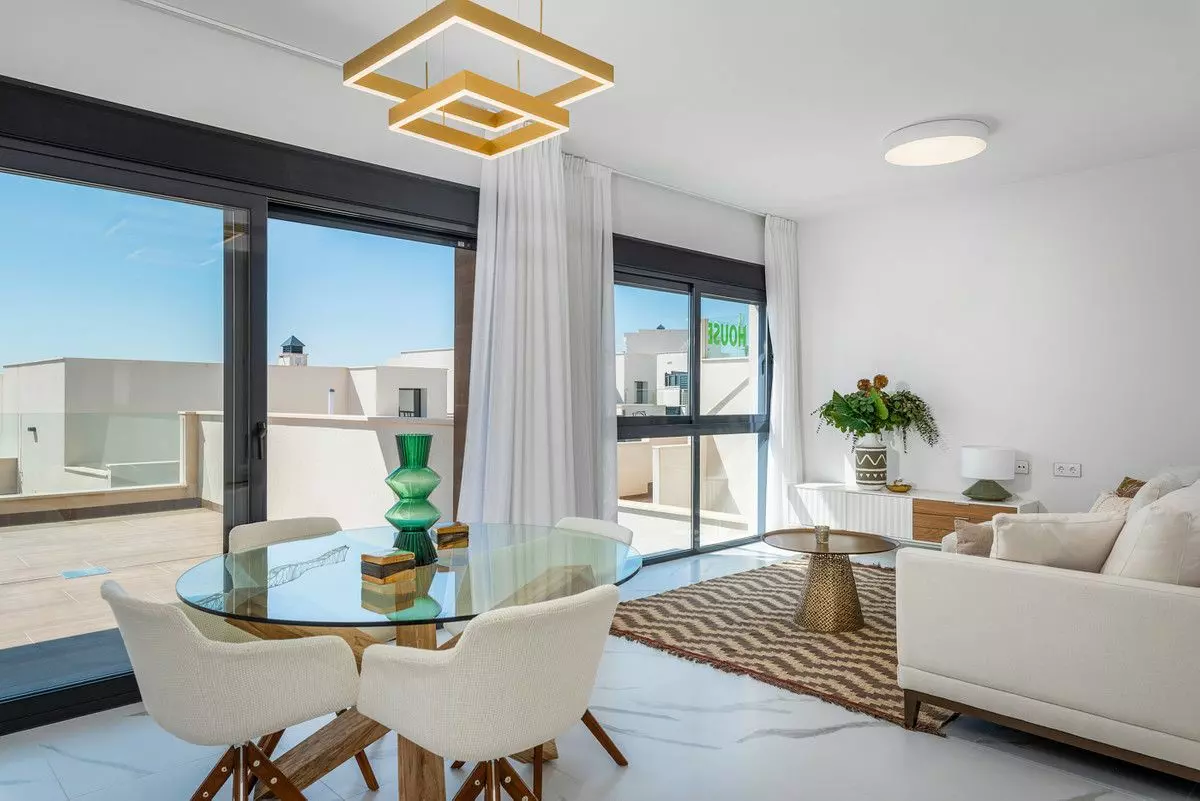 Villa Of 92 M² In San Miguel De Salinas, Spain