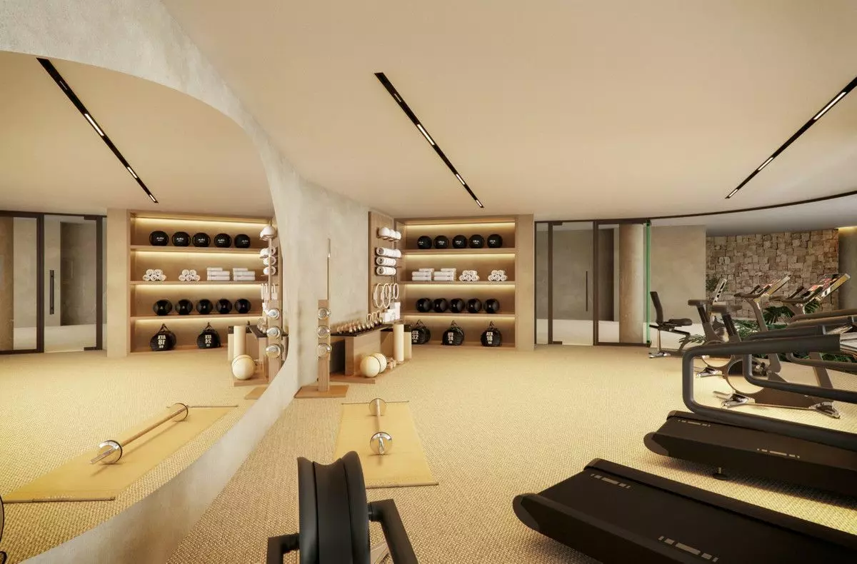 Apartment Of 170 M² In Fuengirola, Spain