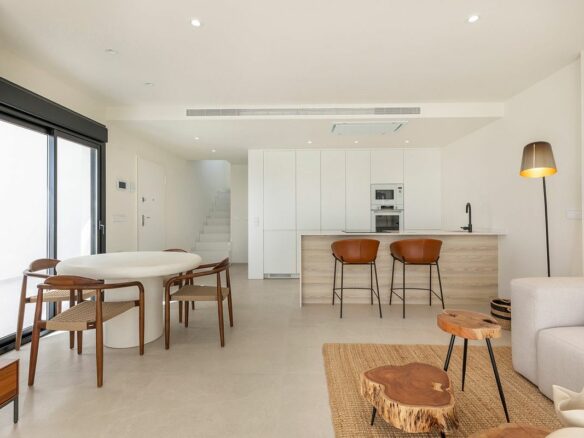 2-bedroom Villa In Los Alcázares, Spain (78 M²)