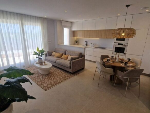 Villa De 3 Dormitorios En Pilar De La Horadada, España (75 M²)